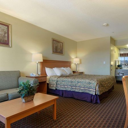 Days Inn By Wyndham Hayward Airport Rom bilde